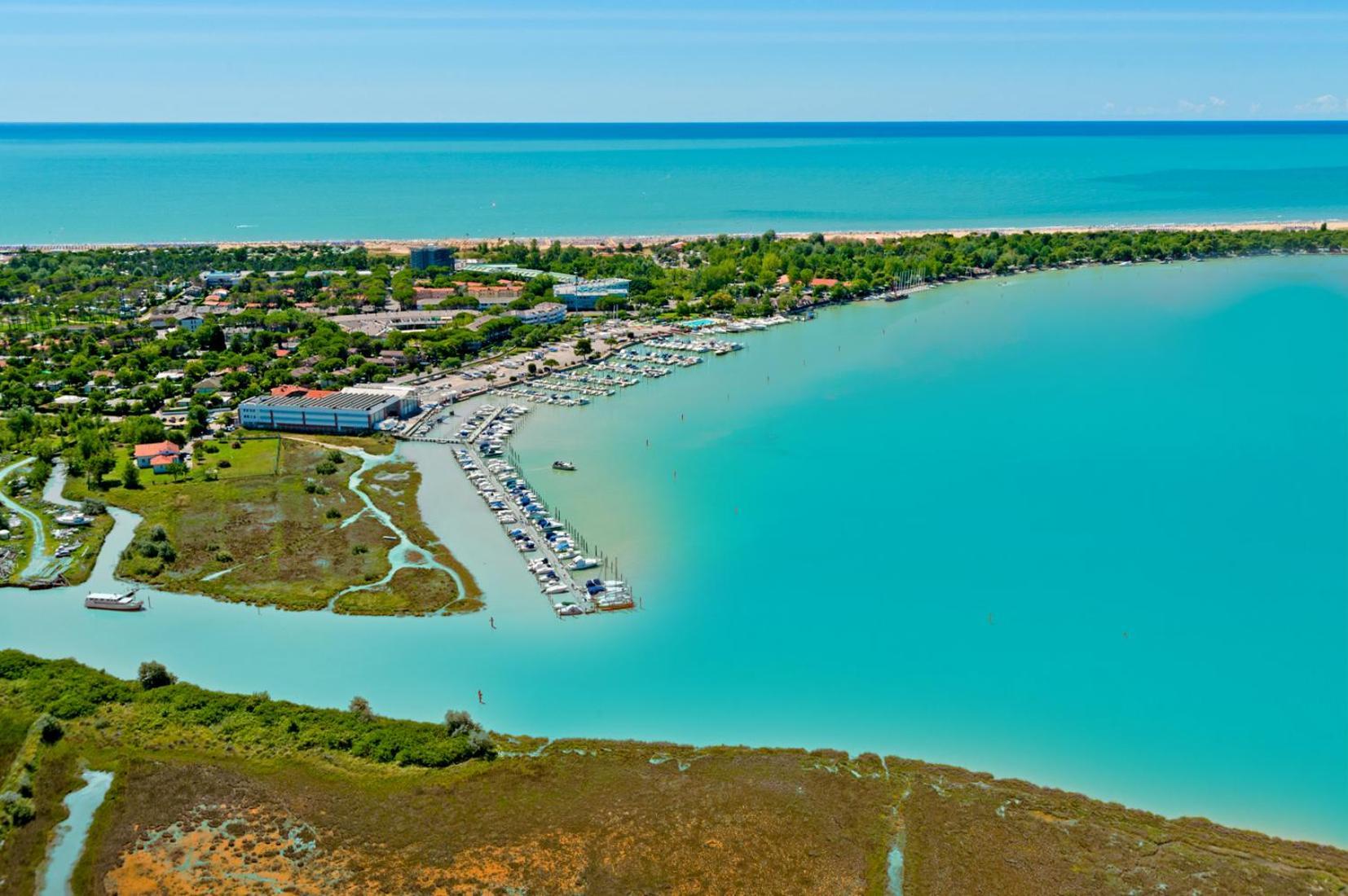Halley Belmare Apartments Bibione Exterior photo